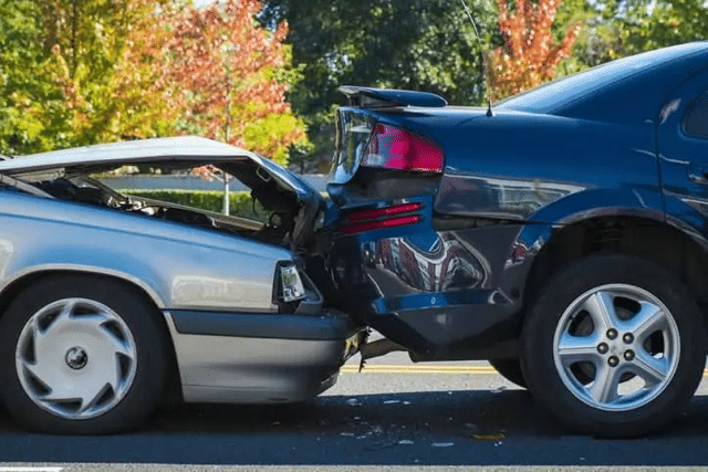 Image of atwo cards after a fender bender accident. Represents the top of Florida Car Accident and PTSD